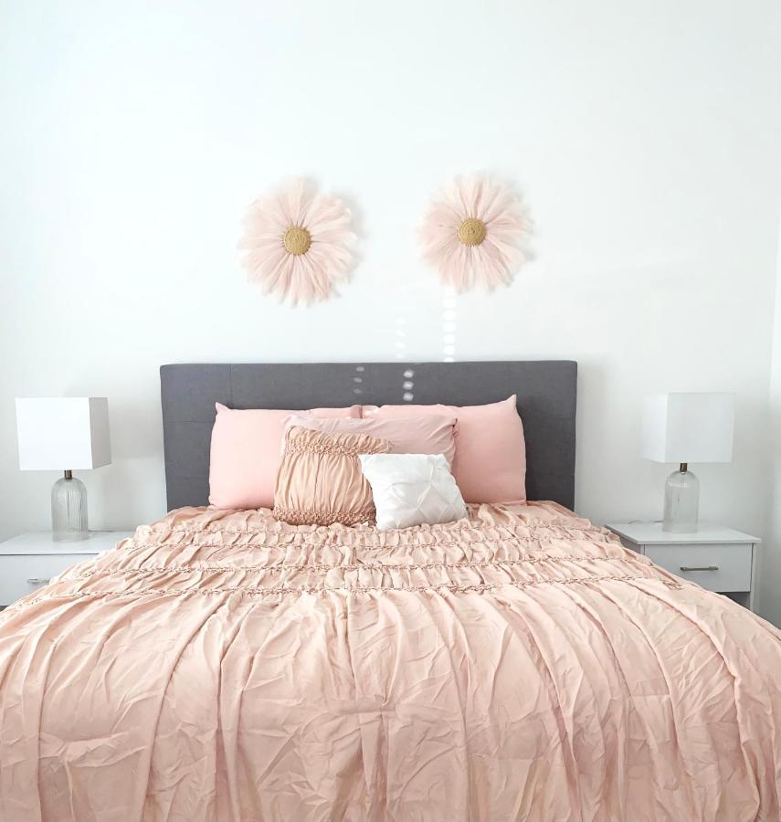 Luxe Three Story Duplex Near Downtown & Med Center Villa ฮูสตัน ภายนอก รูปภาพ