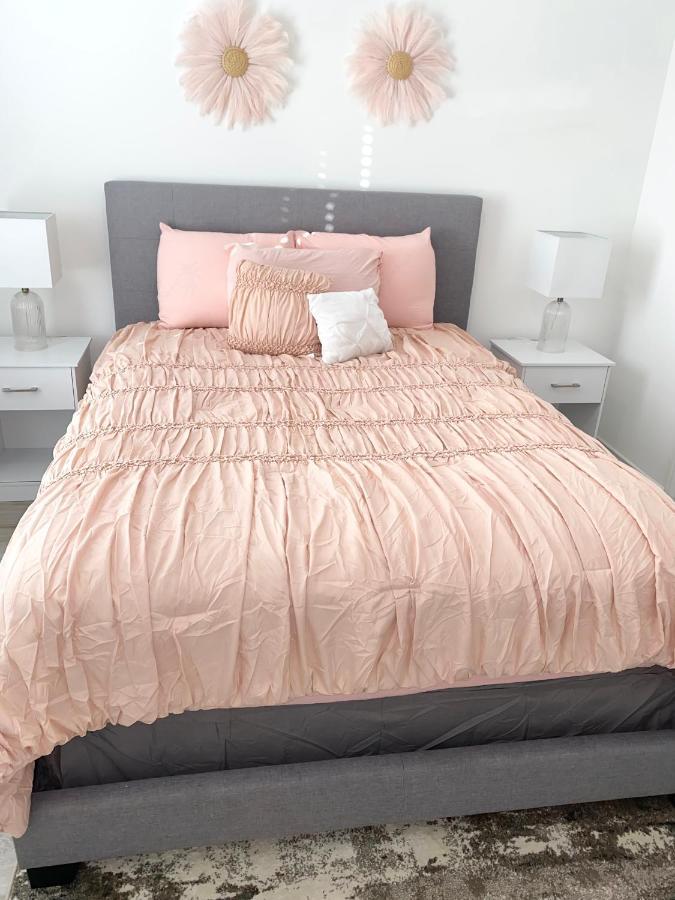 Luxe Three Story Duplex Near Downtown & Med Center Villa ฮูสตัน ภายนอก รูปภาพ